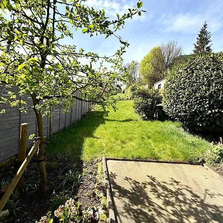 Apartman Stylische 2-zi-gartenwohnung Ronsdorf *
