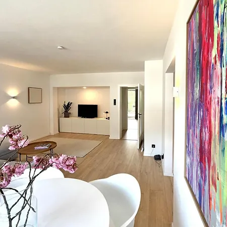 Stylische 2-zi-gartenwohnung Ronsdorf Apartman *
