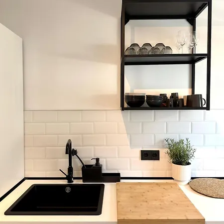 Apartman Stylische 2-zi-gartenwohnung Ronsdorf *